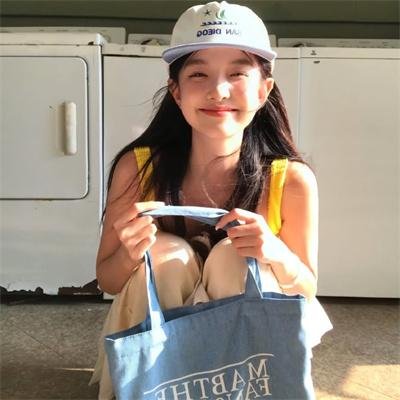 布劳涅森林的女人们